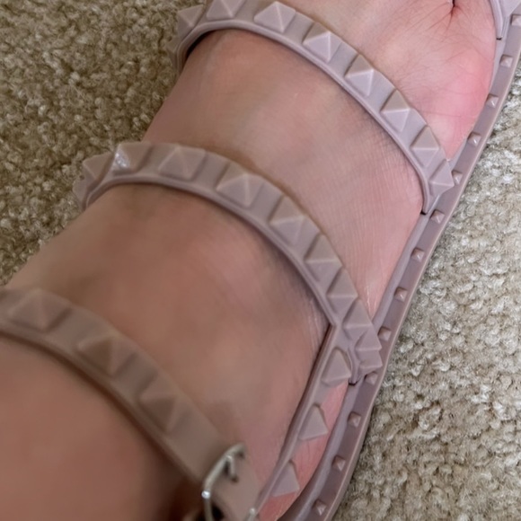 Nicole Miller Studded Rubber Sandals - Picture 7 of 9